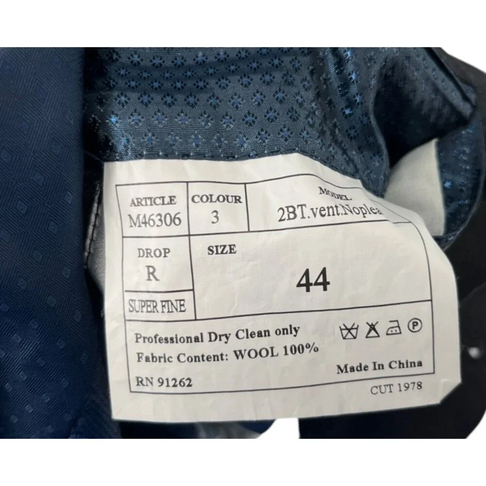 Mantoni Blazer Men's Size 44 Charcoal Grey Wool 2-Button Classic